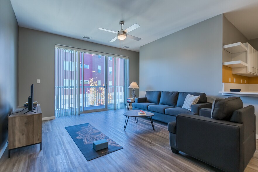 More Photos Of 119 E Lake Ave, Plymouth Apartments For Sale