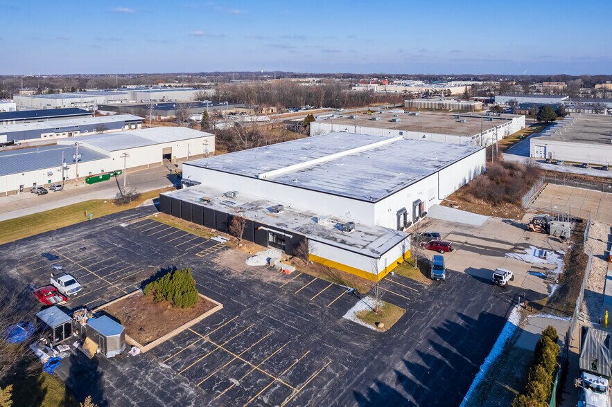 More Photos Of 2350 S 170th St, New Berlin Manufacturing For Lease