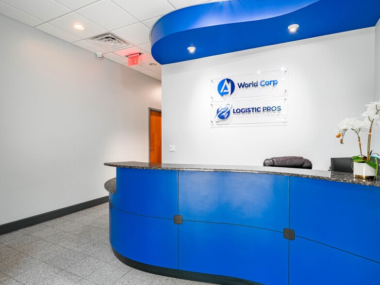 More Photos Of 7350 Futures Dr, Orlando Office For Sale