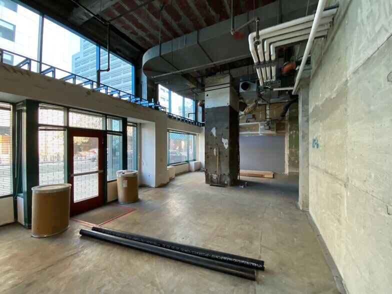 More Photos Of 311 S Spring St, Los Angeles Office For Lease