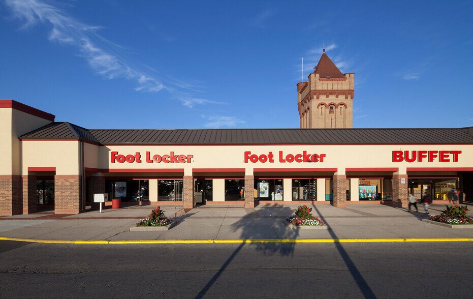 More Photos Of 4601-4779 W Cermak Rd, Cicero Unknown For Lease