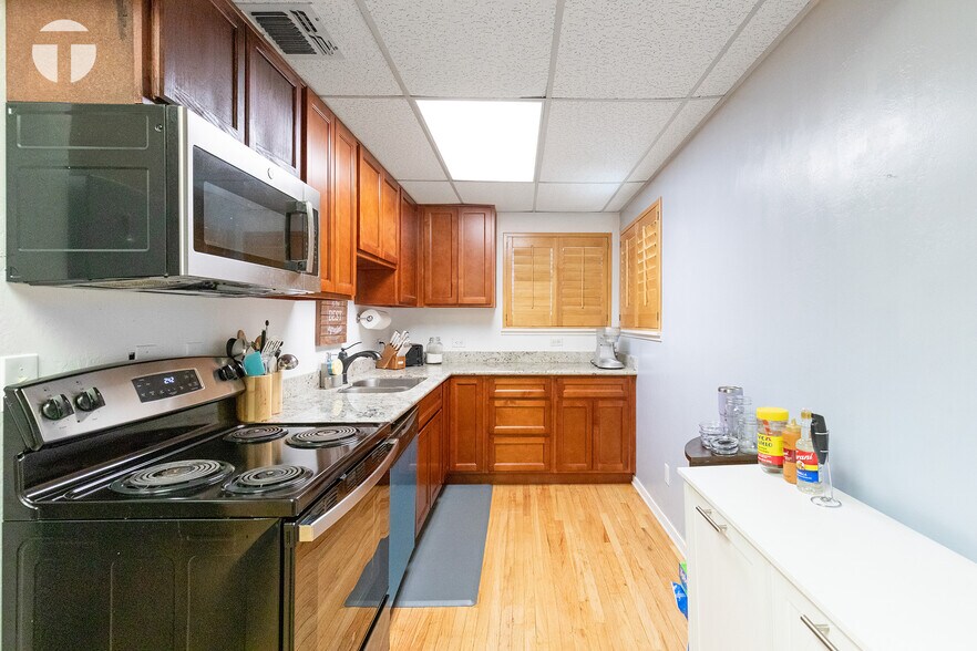 More Photos Of 917-923 Drever St, West Sacramento Office Residential For Sale