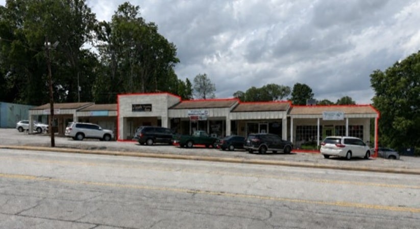 Primary Photo Of 938-956 E Main St, Spartanburg Storefront For Sale