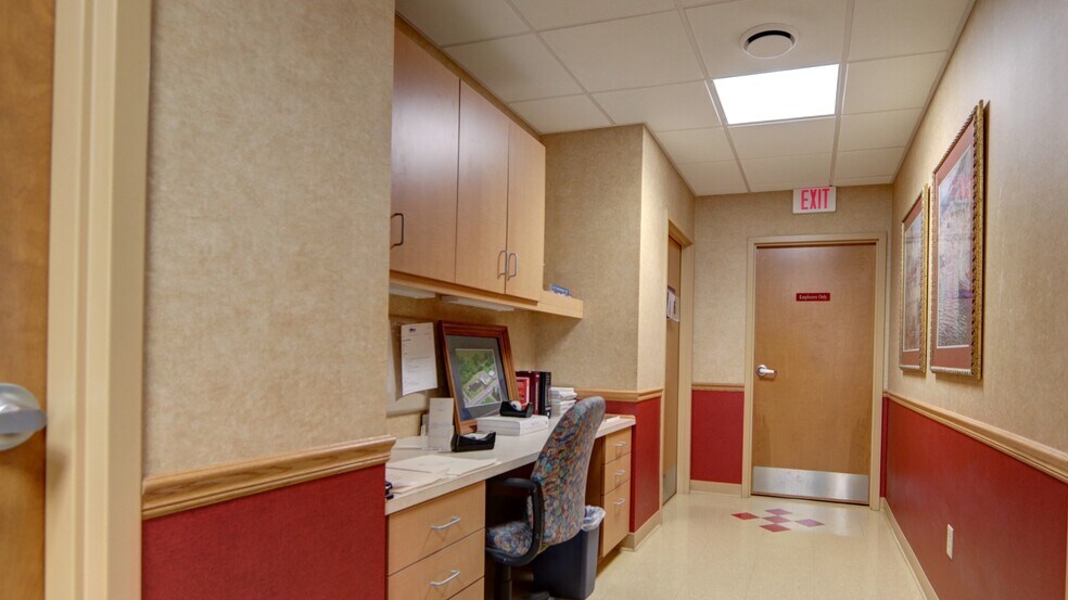 More Photos Of 399 Grant Ave, Auburn Medical For Sale