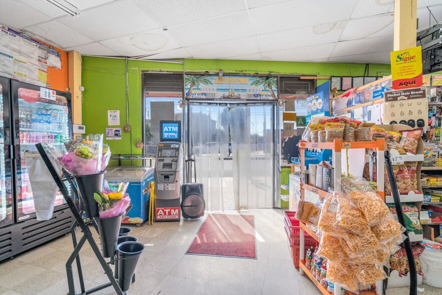 More Photos Of 10236 Long Beach Blvd, Lynwood Supermarket For Sale