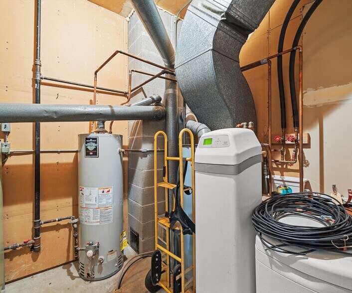 More Photos Of 295 N Ray Quincy Rd, Quincy Lodge Meeting Hall For Sale