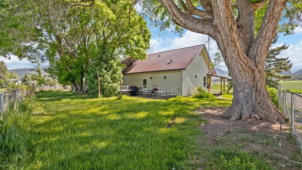 More Photos Of 41990 Cottonwood Creek Rd, Crawford Apartments For Sale