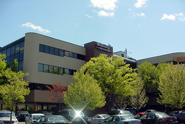 Primary Photo Of 17 Squadron Blvd, New City Medical For Lease