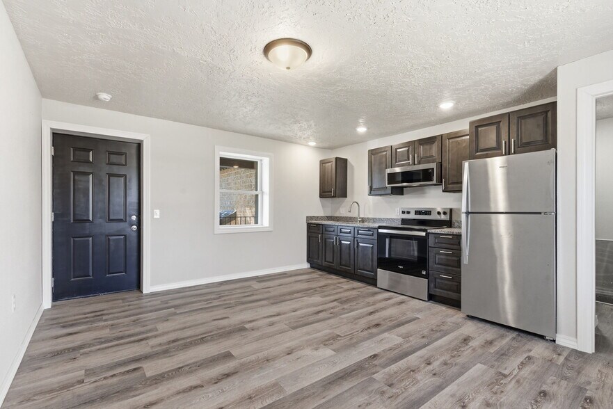 More Photos Of 301 Mount Vernon Blvd, Mount Vernon Apartments For Sale