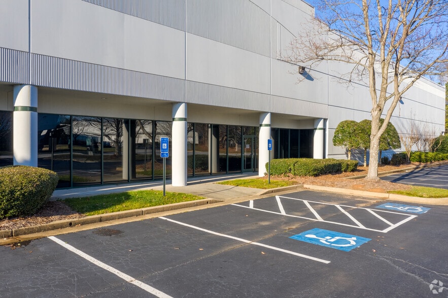 More Photos Of 200 Best Friend Ct, Norcross Warehouse For Lease
