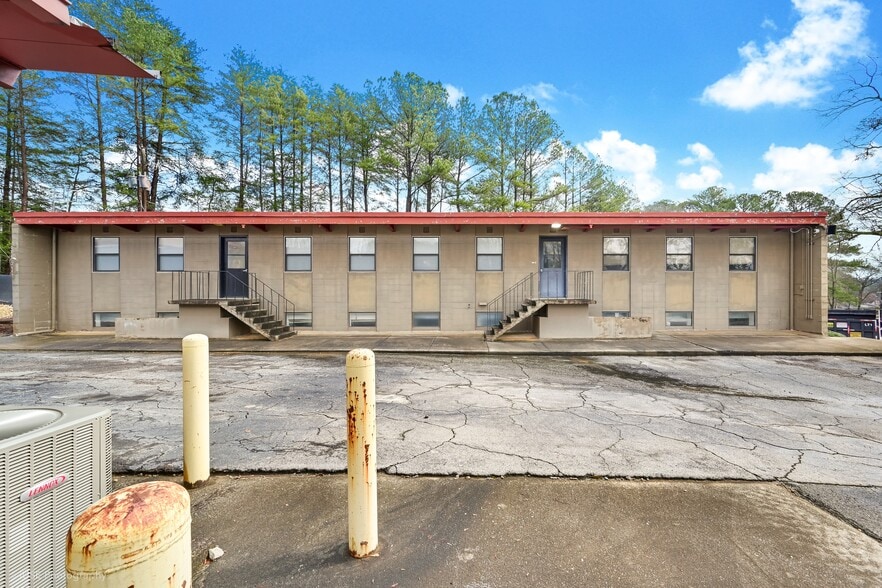 More Photos Of 2762 Caldwell Rd NE, Brookhaven Distribution For Lease