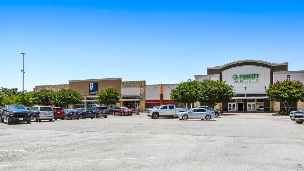 More Photos Of , Pasadena General Retail For Sale