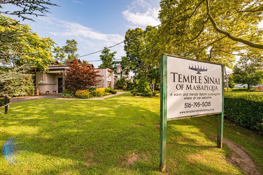 More Photos Of 270 Clocks Blvd, Massapequa Religious Facility For Sale