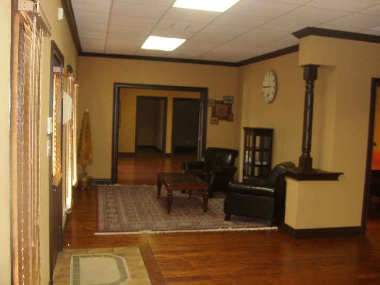 More Photos Of 31134 Interstate 10 W, Boerne Office For Sale