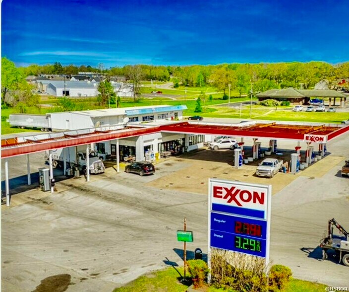Primary Photo Of 876 Batesville Blvd, Batesville General Retail For Sale