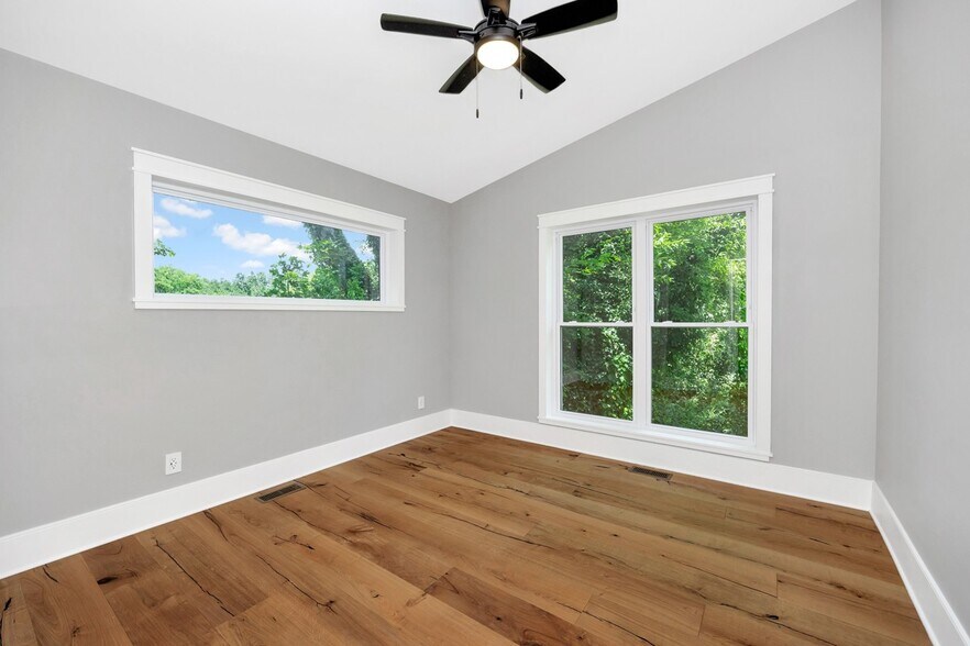 More Photos Of 320 Park st, Pulaski Multifamily For Sale