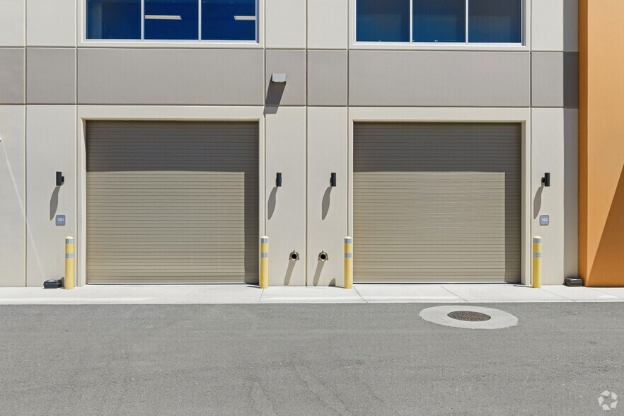 More Photos Of 180 Design Pl, Sparks Warehouse For Lease
