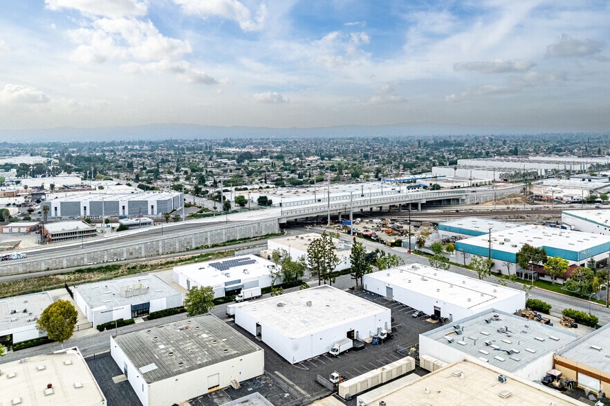More Photos Of 13744 Milroy Pl, Santa Fe Springs Warehouse For Lease