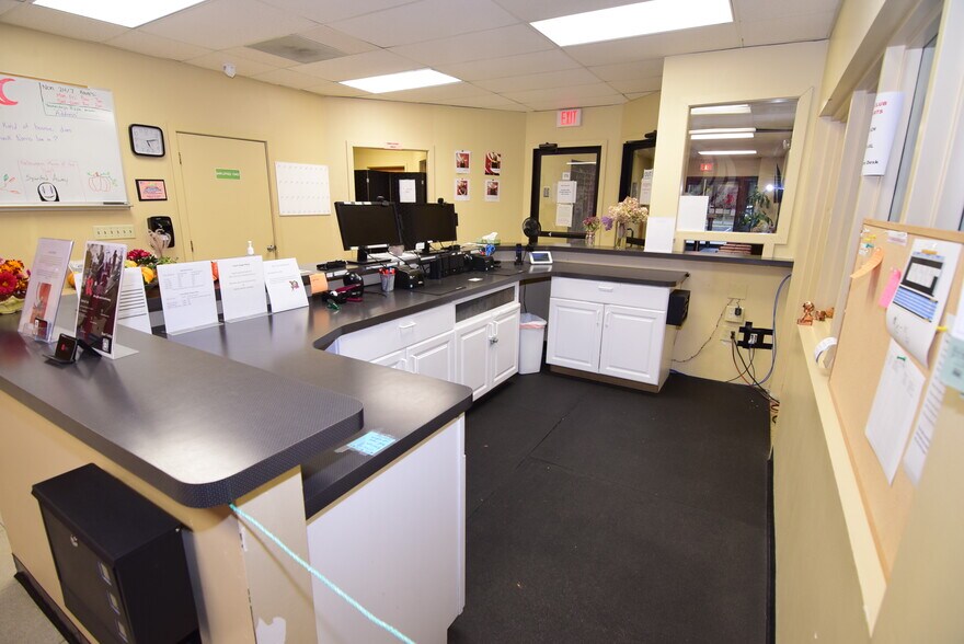 More Photos Of 1510-1520 Martin St, State College Sports And Entertainment For Lease