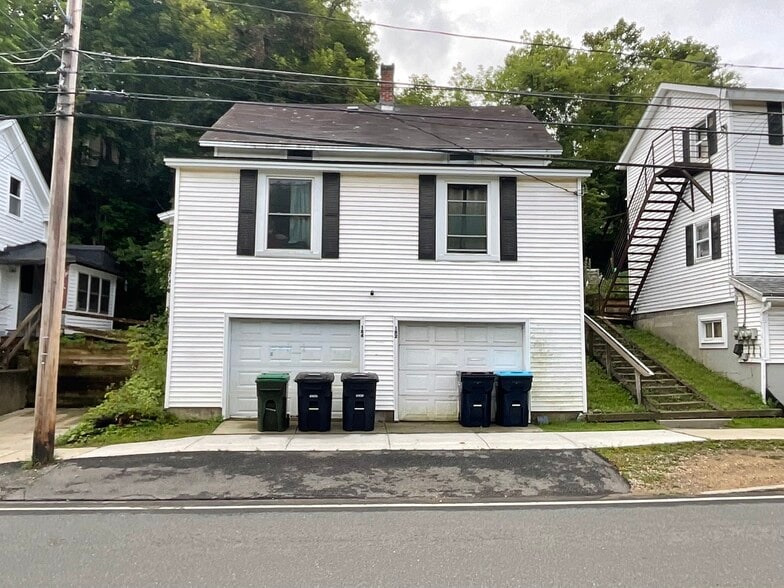 More Photos Of 180 Center st, Lee Multifamily For Sale