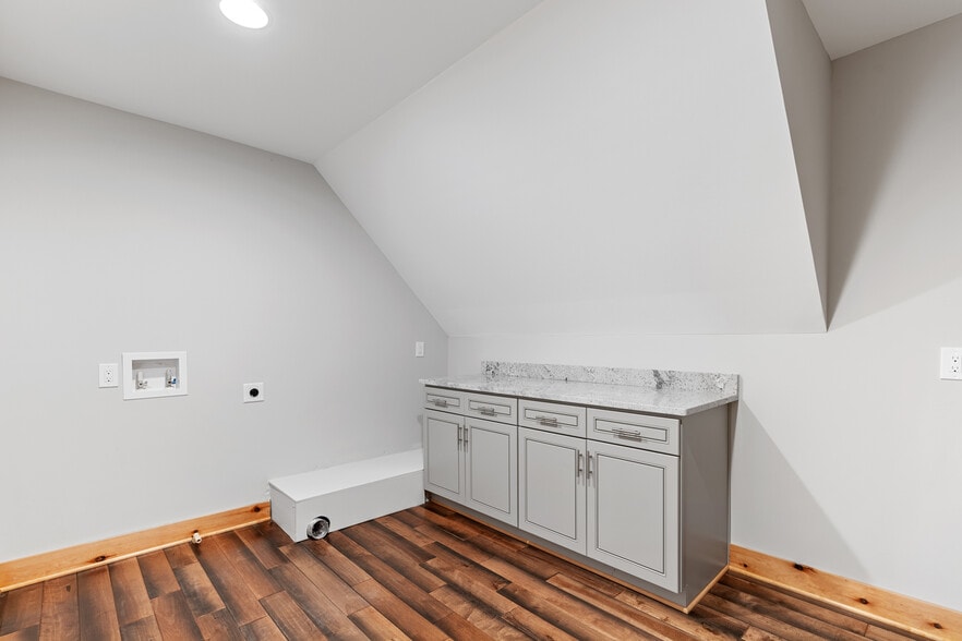 More Photos Of 5735 Archer Ave, Cumming Apartments For Sale