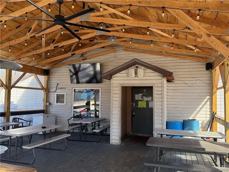 More Photos Of 10825 Taberg Florence Rd, Camden Bar For Sale