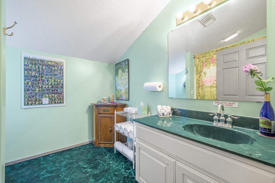 More Photos Of 1441 Salem Rd, Brenham Specialty For Sale