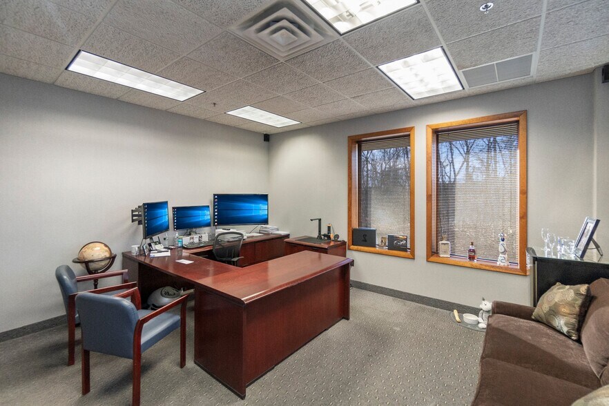 More Photos Of 6 Raritan Rd, Oakland Warehouse For Sale