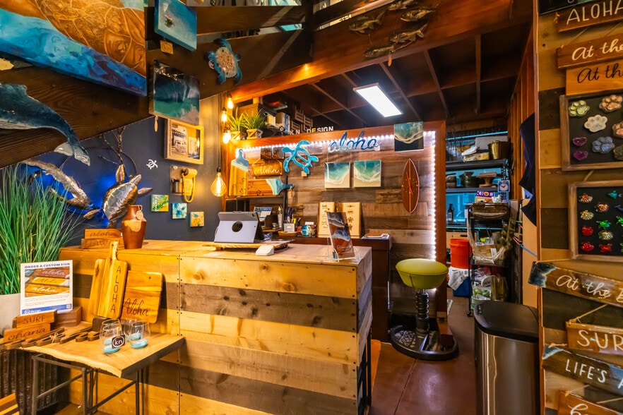 More Photos Of 1051 Kakala St, Kapolei Storefront Retail Office For Sale