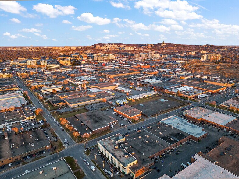 More Photos Of 8145 Ch Devonshire, Mt Royal Industrial For Sale