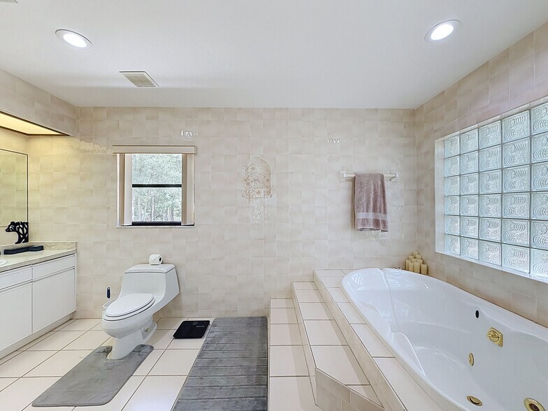 More Photos Of 26311 Willow St, Brooksville Specialty For Sale