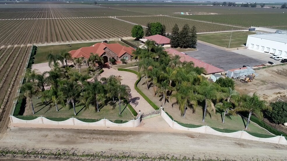 More Photos Of 13002 Zachary Ave, Mc Farland Specialty For Sale