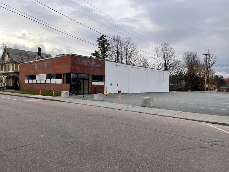 More Photos Of 48 Congress St, Morristown Freestanding For Sale