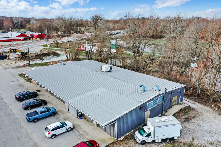 More Photos Of 9135 S Mill Rd, Knightstown Supermarket For Sale