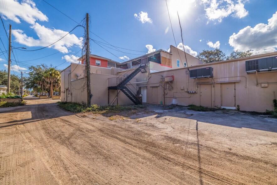 More Photos Of 2531 Central Ave, Saint Petersburg Restaurant For Lease