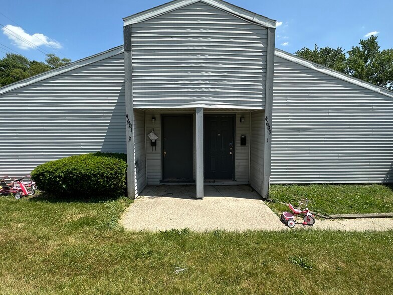 More Photos Of 4601 S Martin Luther King Jr Blvd, Lansing Apartments For Sale
