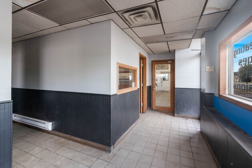 More Photos Of 4001 E 2nd St, Superior Auto Repair For Sale