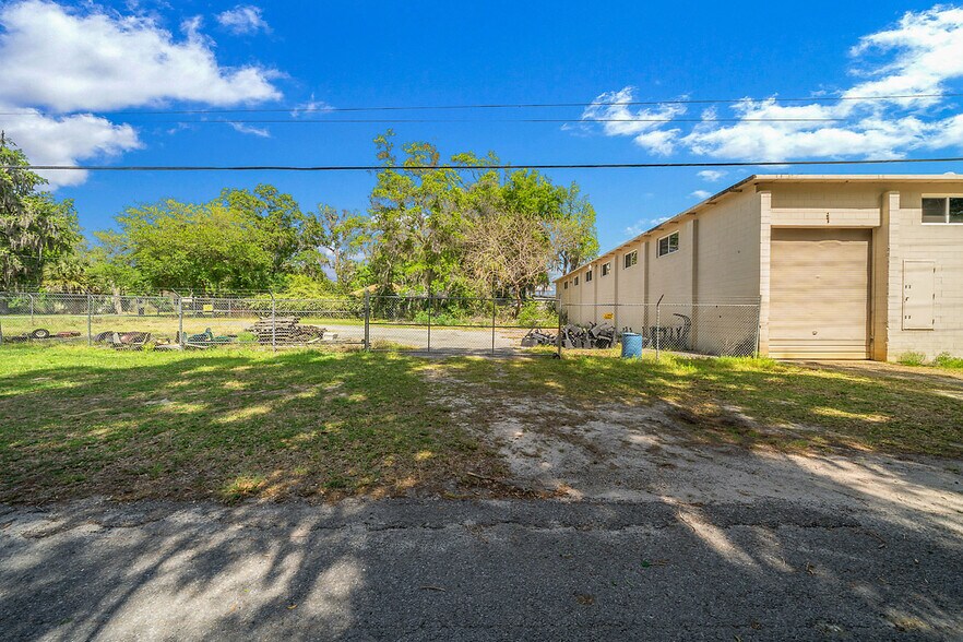 More Photos Of 4450 S Pine Ave, Ocala Warehouse For Sale