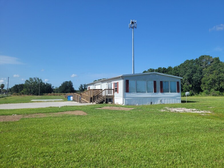 More Photos Of 2220 Church Ave., Mulberry Land For Lease