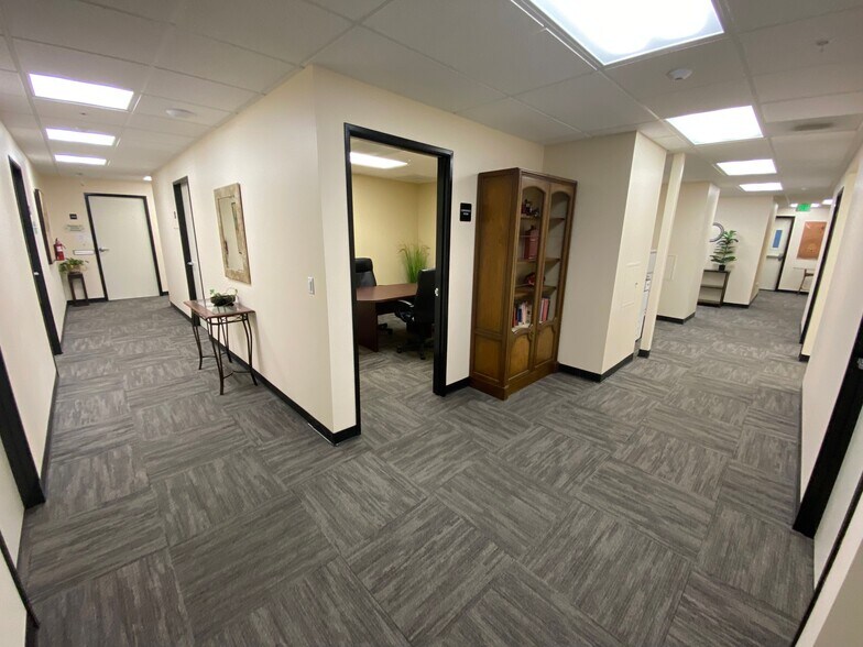 More Photos Of 3186 Vista Way, Oceanside Office For Sale