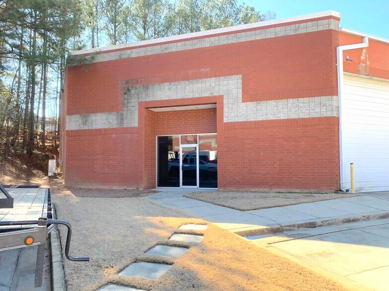 More Photos Of 3110 Moon Station Rd NW, Kennesaw Distribution For Lease