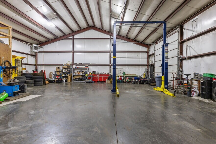 More Photos Of 7011 Beaver Dam Rd, Levittown Industrial For Sale