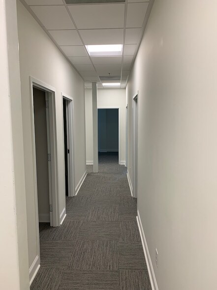 More Photos Of 28 Broad St, Charleston Coworking Space