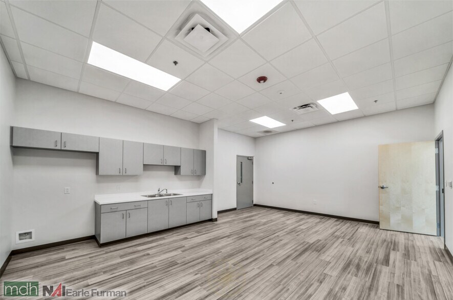 More Photos Of 1700 Old Grove Rd, Piedmont Distribution For Lease