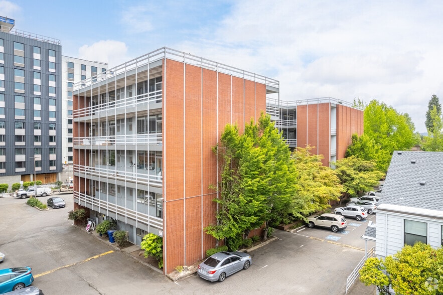 More Photos Of 401 E 10th Ave, Eugene Office For Lease