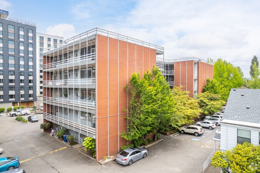 More Photos Of 401 E 10th Ave, Eugene Office For Lease