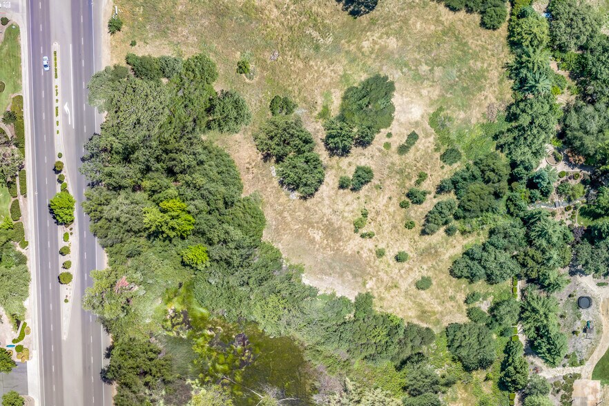 More Photos Of 6400 Douglas Blvd, Granite Bay Land For Sale