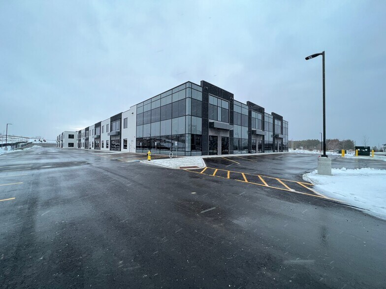 More Photos Of 45 Eric T Smith Way, Aurora Warehouse For Lease