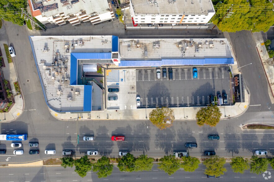 More Photos Of 11031-11061 Santa Monica Blvd, Los Angeles General Retail For Sale