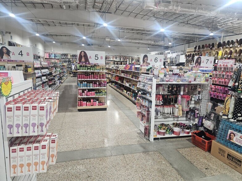 More Photos Of 640-646 W Lancaster Blvd, Lancaster Storefront Retail Office For Sale